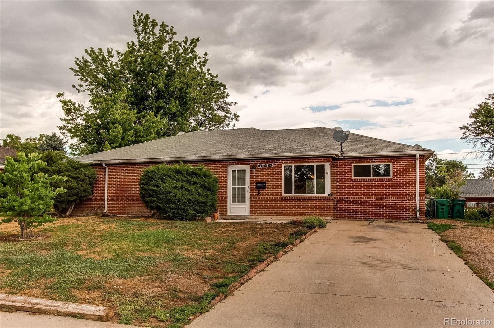 840 Tucson Street Aurora, CO 80011 - Photo 1 of 25
