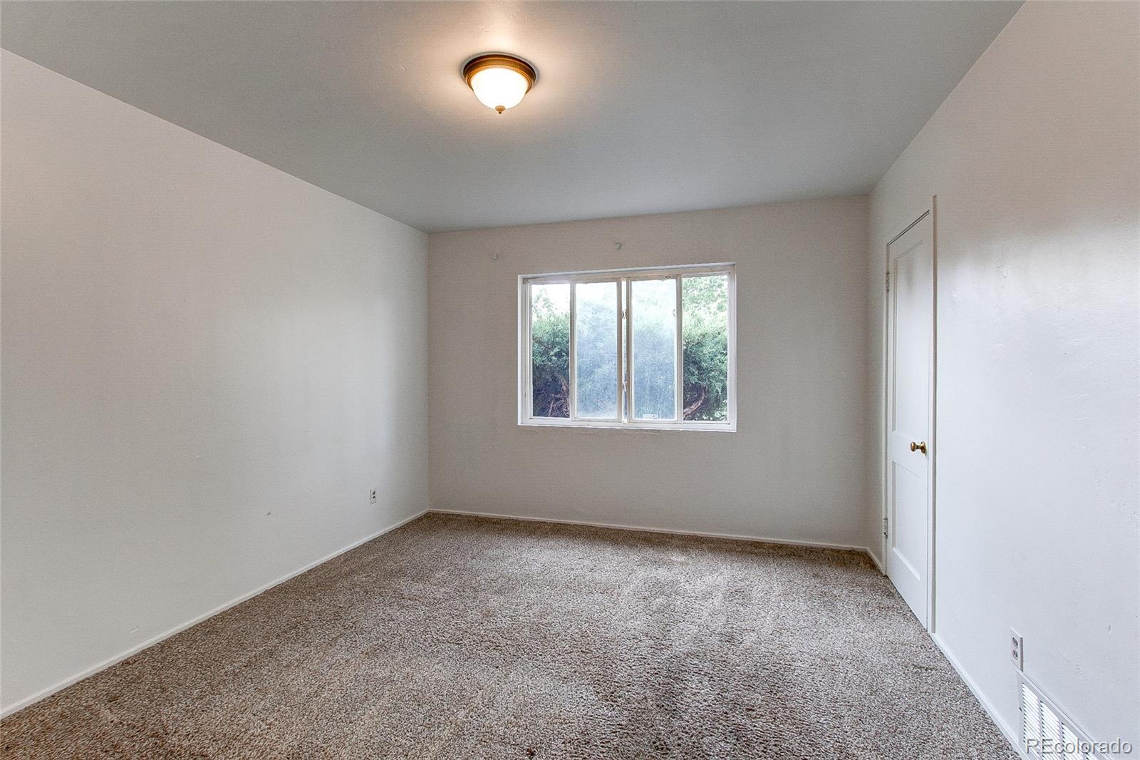 840 Tucson Street Aurora, CO 80011 - Photo 13 of 25
