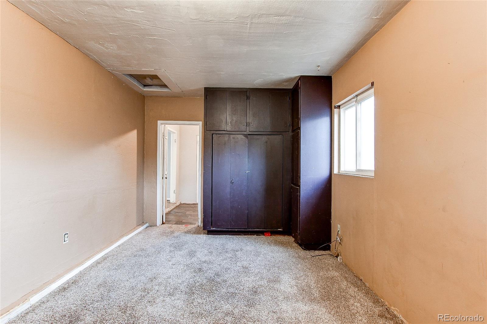 840 Tucson Street Aurora, CO 80011 - Photo 9 of 25