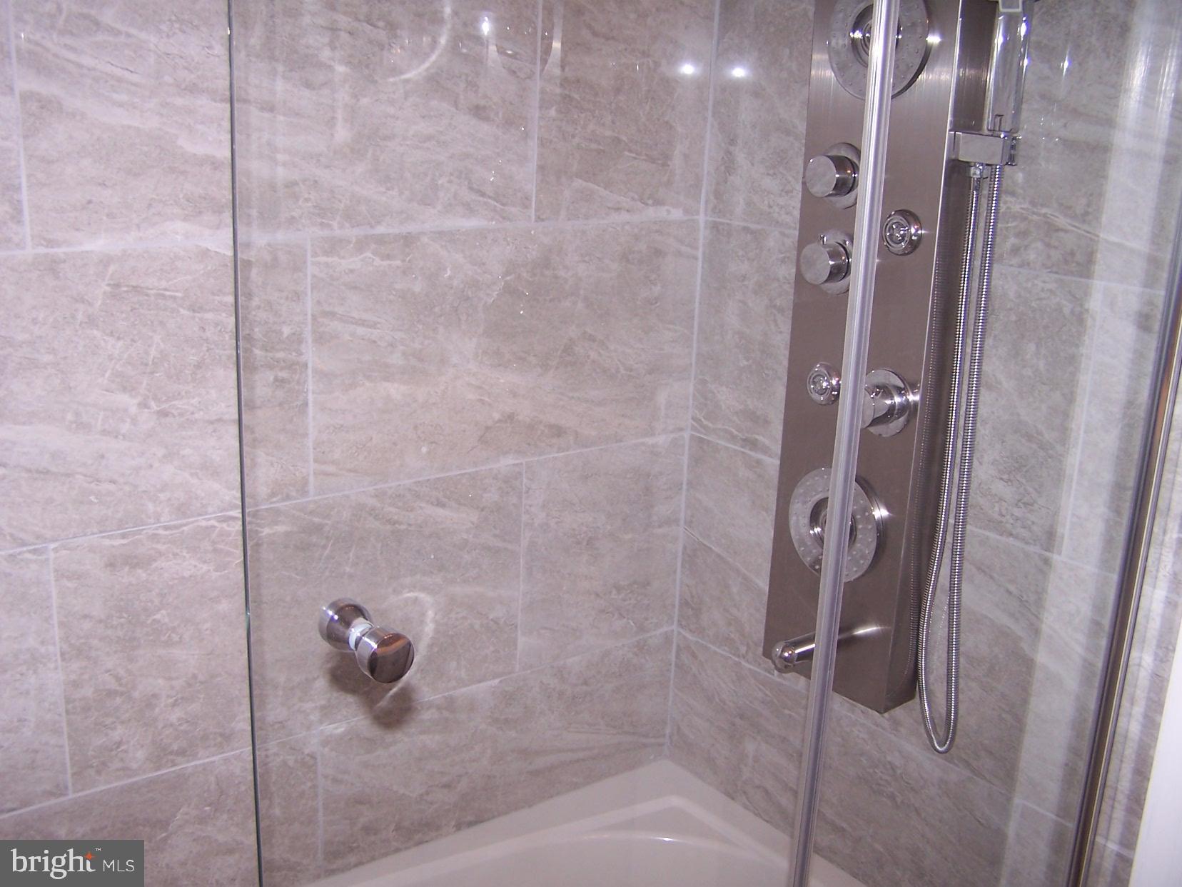 1824 Pennington Road Philadelphia, PA 19151 - Photo 15 of 30 Gallery Image 15