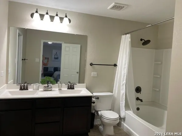 $1,850 | 1511 Overlook Bank, San Antonio, TX 78245