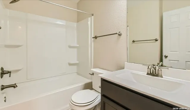 $2,050 | 1511 Overlook Bank, San Antonio, TX 78245