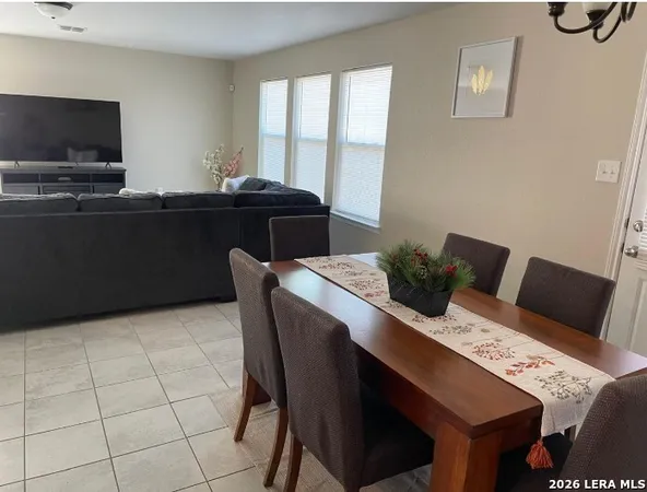 $1,850 | 1511 Overlook Bank, San Antonio, TX 78245
