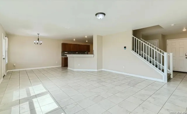 $2,050 | 1511 Overlook Bank, San Antonio, TX 78245