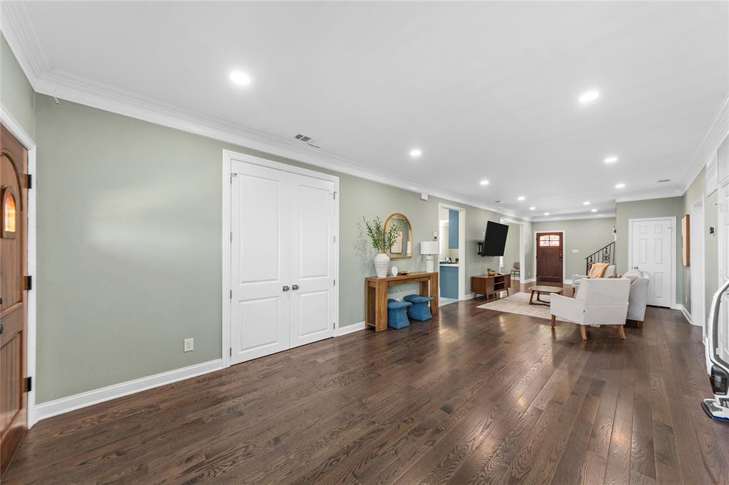 3316 Inwood Road Dallas, TX 75235 - Photo 5 of 37