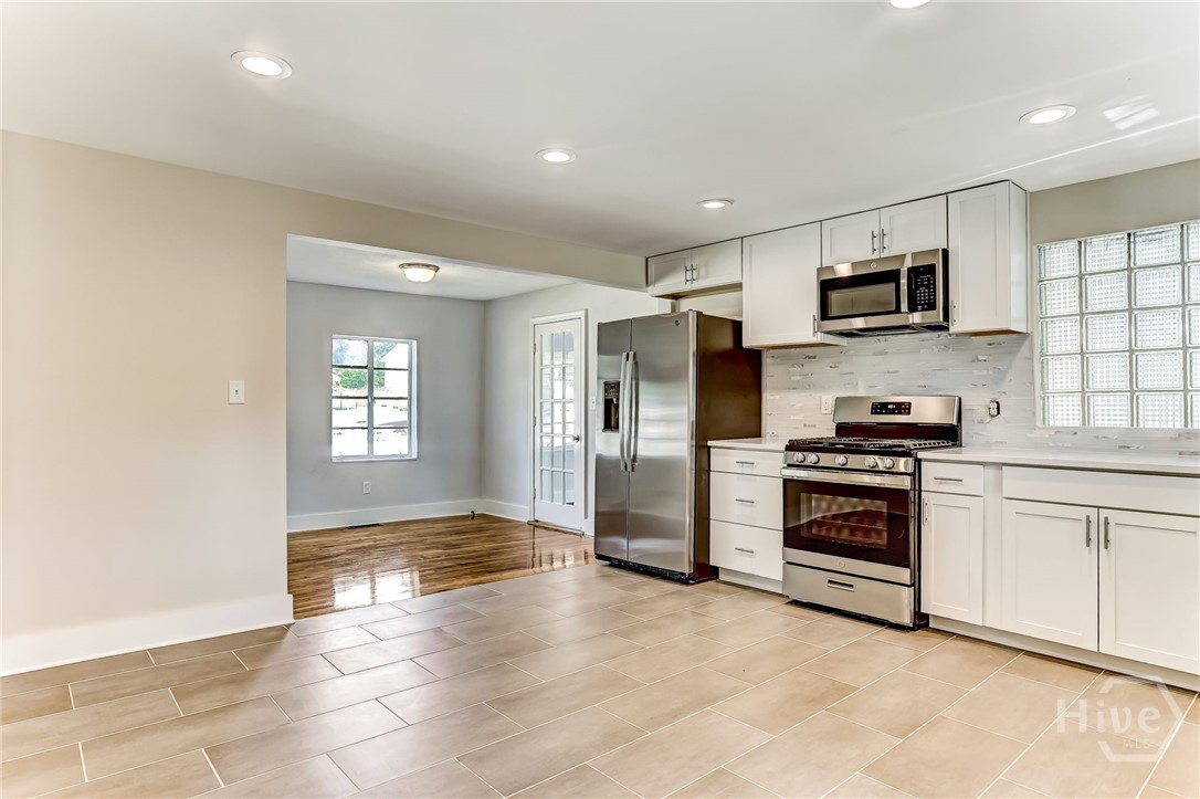 1928 Skidaway Road Savannah, GA 31404 - Photo 16 of 42