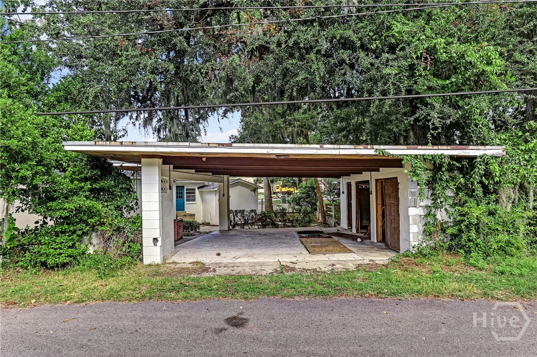 1928 Skidaway Road Savannah, GA 31404 - Photo 40 of 42