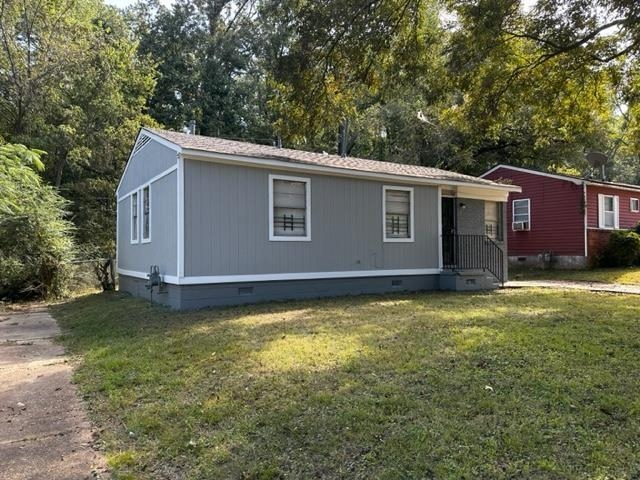 4370 Range Line Road Memphis, TN 38127 - Photo 3 of 14 Manufactured / mobile home featuring a front lawn