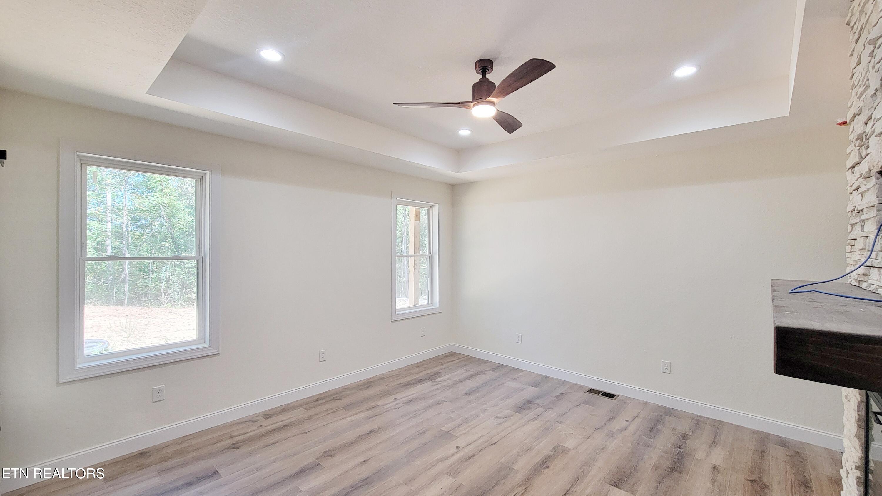 236 Meadowood Road Newport, TN 37821 - Photo 27 of 42 MAIN SUITE TRAY CEILING