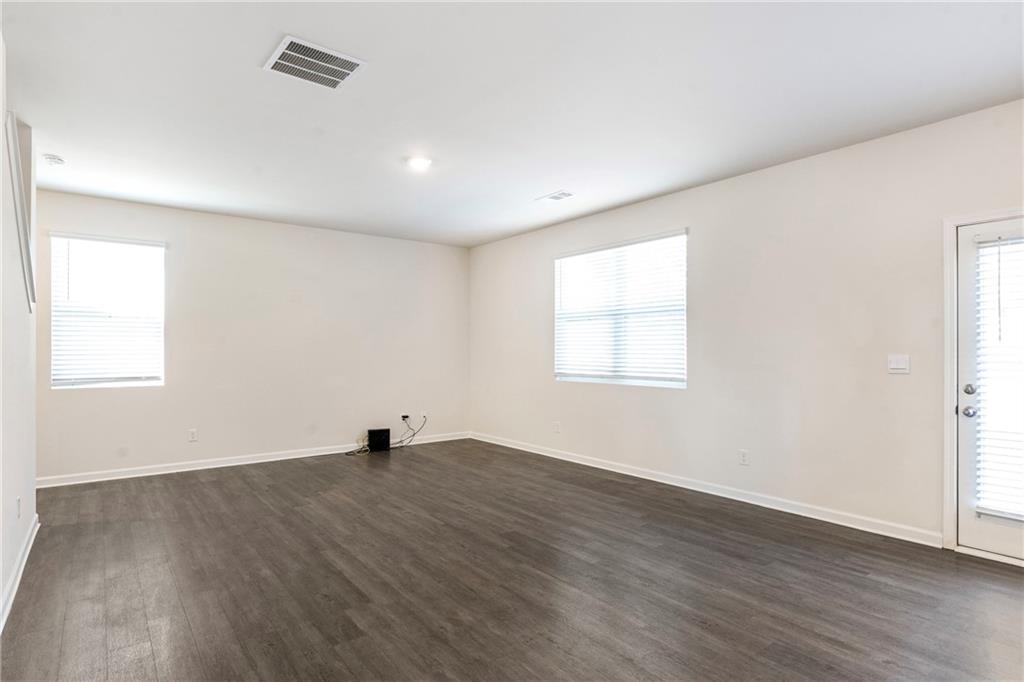 296 Walnut Grv Way Pendergrass, GA 30567 - Photo 14 of 35