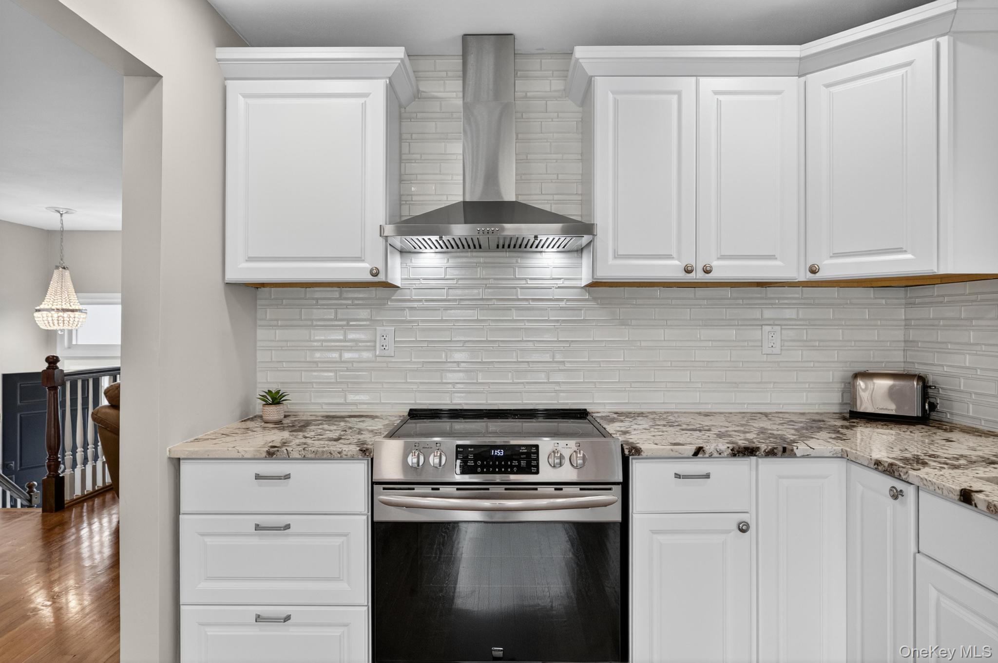 12 Farmstead Road Commack, NY 11725 - Photo 12 of 33