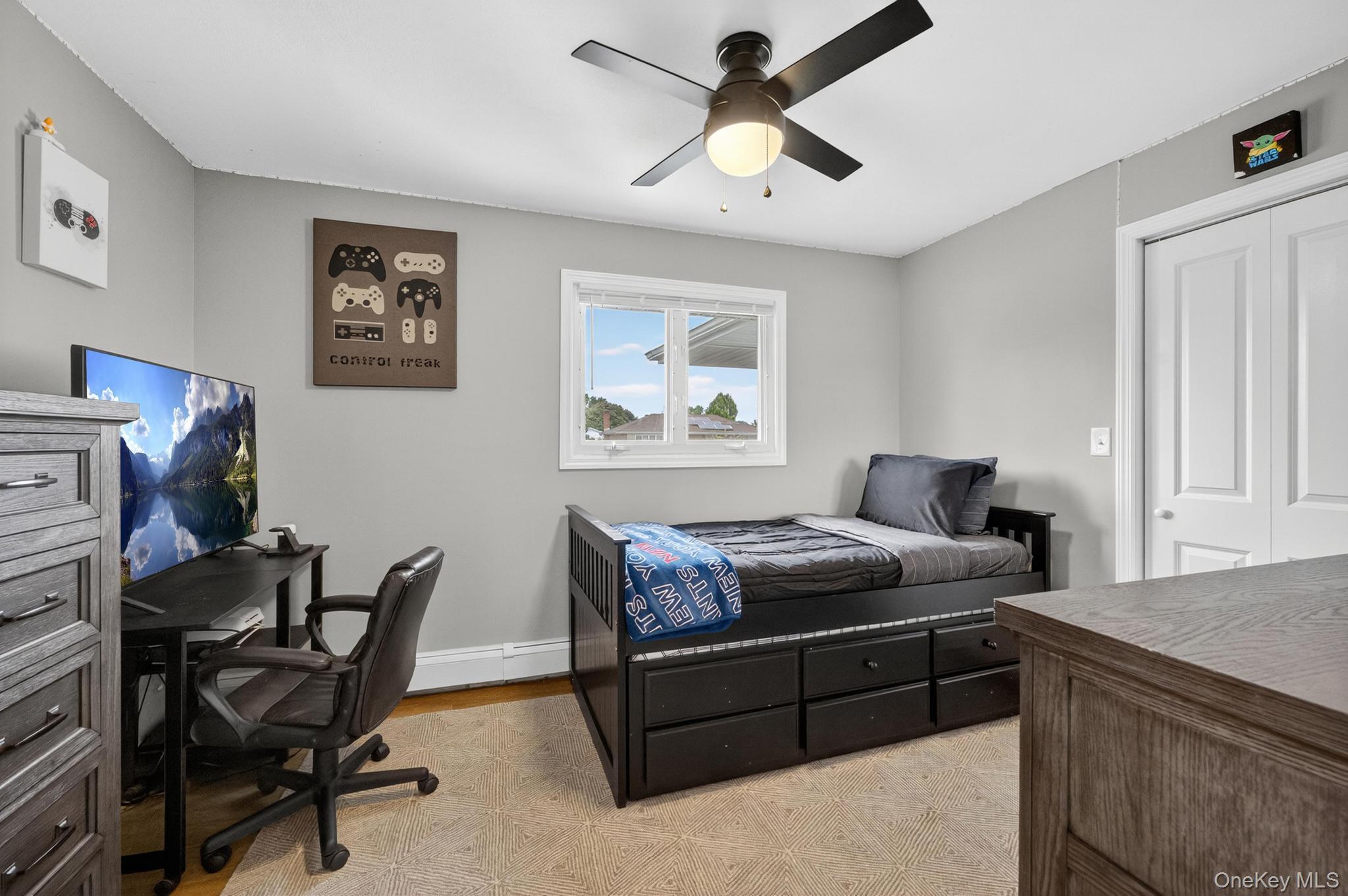 12 Farmstead Road Commack, NY 11725 - Photo 17 of 33