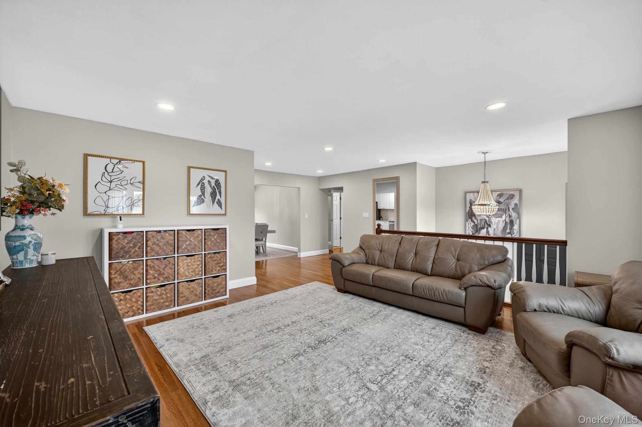 12 Farmstead Road Commack, NY 11725 - Photo 6 of 33