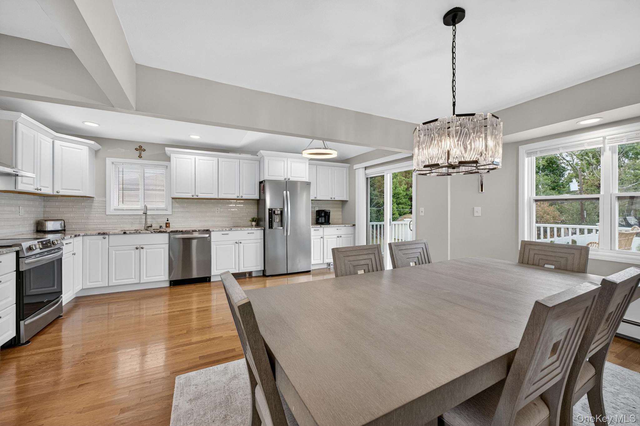 12 Farmstead Road Commack, NY 11725 - Photo 9 of 33