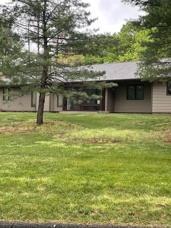 929 Shaker Road, Unit 11 Westfield, MA 01085 - Photo 1 of 23