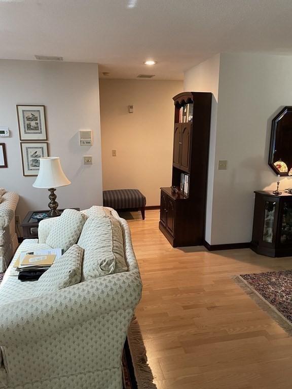 929 Shaker Road, Unit 11 Westfield, MA 01085 - Photo 16 of 23