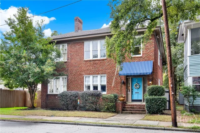 $2,200 | 309 East 34th Street, Unit 2, Savannah, GA 31401