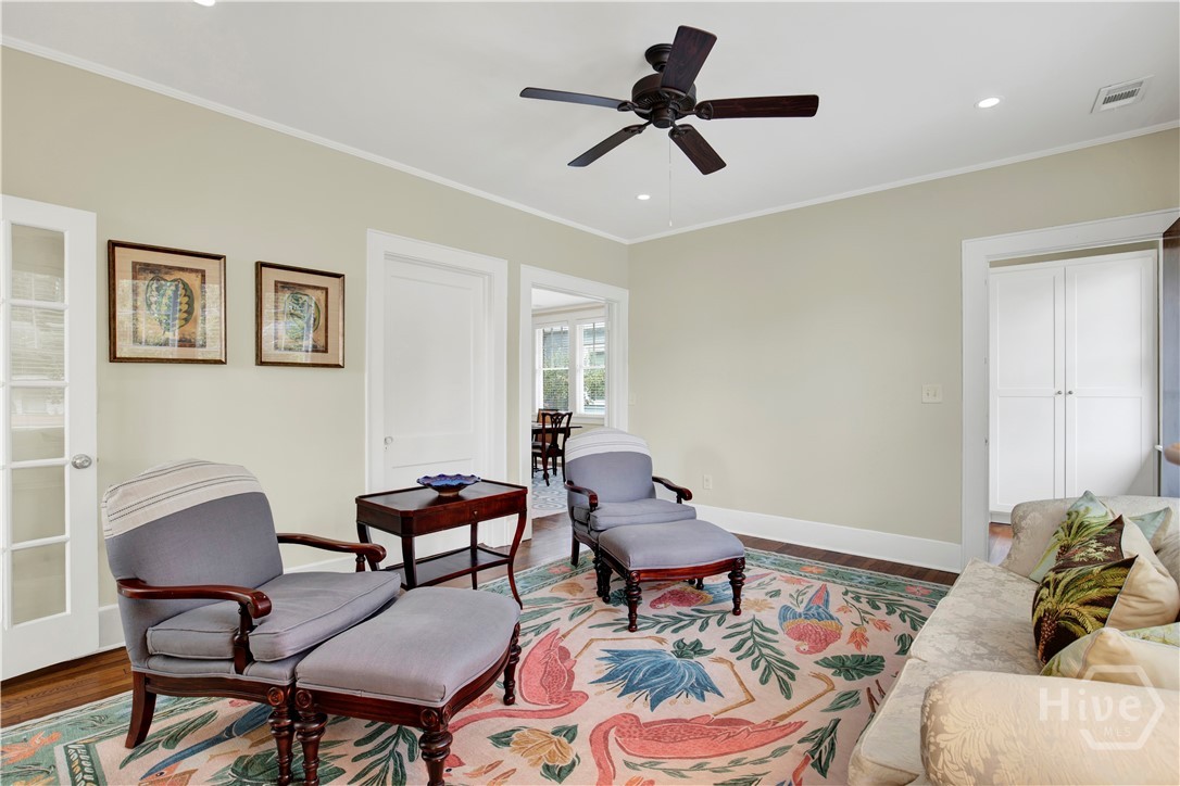 309 East 34th Street, Unit 2 Savannah, GA 31401 - Photo 9 of 40