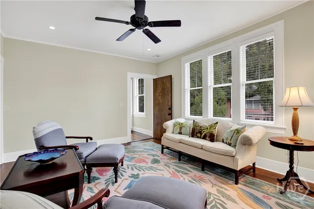 $2,200 | 309 East 34th Street, Unit 2, Savannah, GA 31401