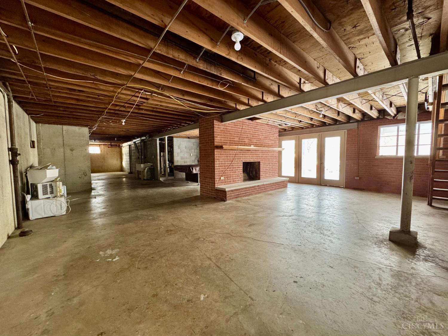 3510 Banning Road Cincinnati, OH 45239 - Photo 36 of 48