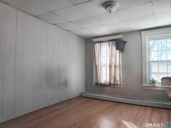 $350,000 | 70 Walnut Street, Putnam, CT 06260