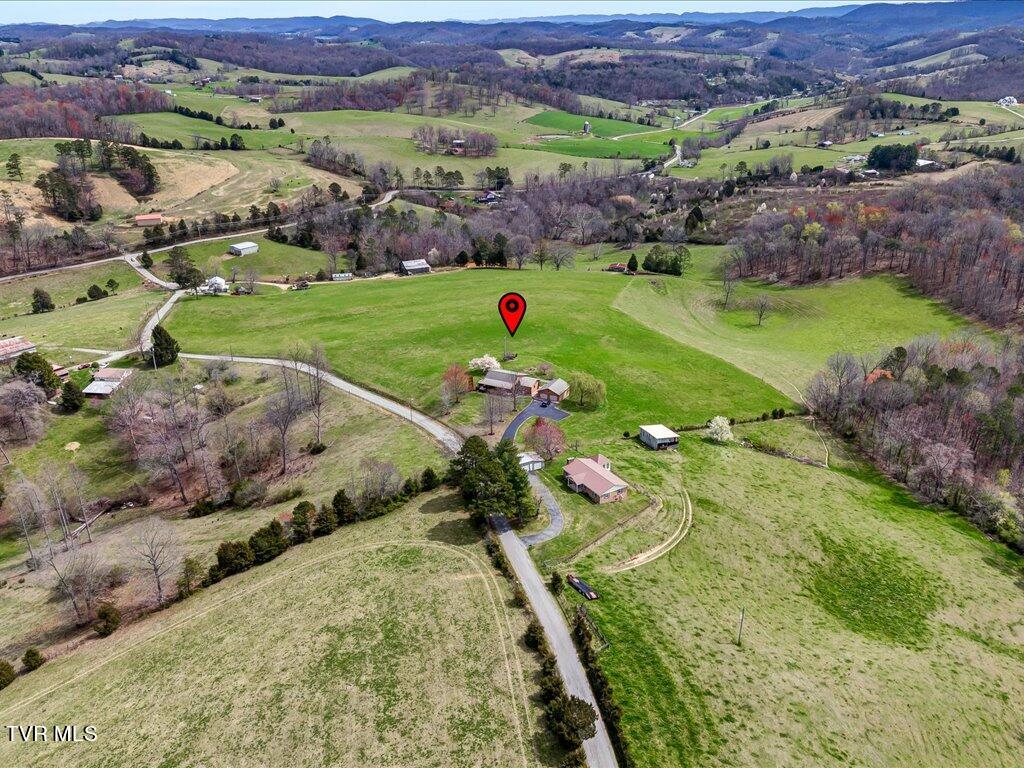 255 Ralph Moore Road New Tazewell, TN 37825 - Photo 35 of 41 255 Ralph Moore Rd - 34