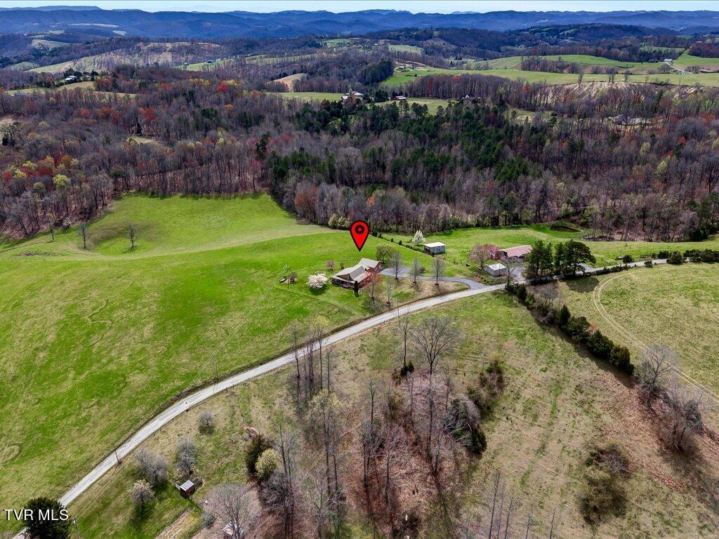 255 Ralph Moore Road New Tazewell, TN 37825 - Photo 39 of 41 255 Ralph Moore Rd - 38