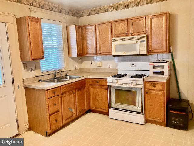 616 Pearl Street Lancaster, PA 17603 - Photo 8 of 19