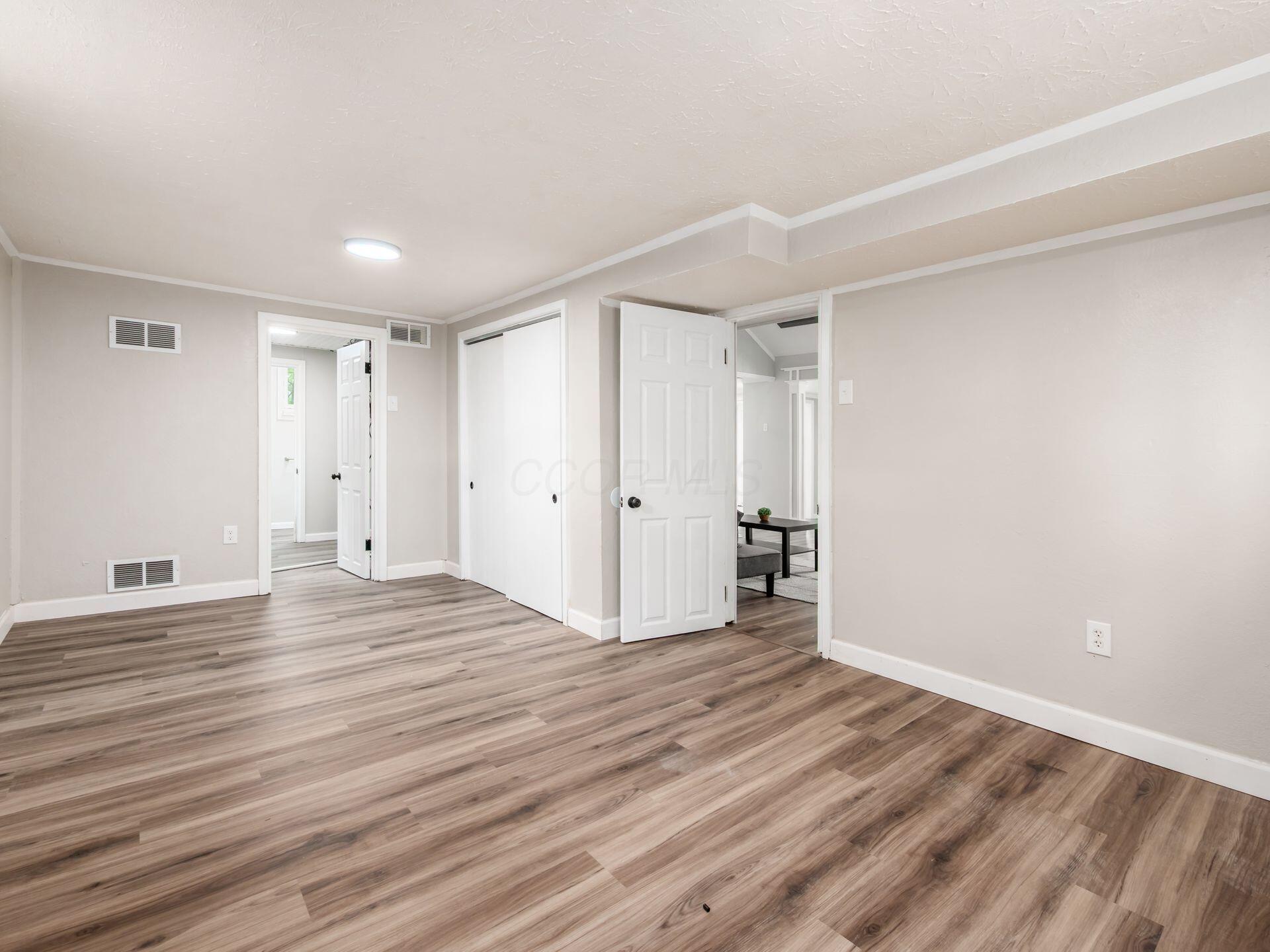 2471 Sunbury Road Columbus, OH 43219 - Photo 21 of 39 022_ Rd Columbus OH 43219 USA