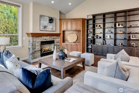 $2,736,000 | 630 8th Avenue, Kirkland, WA 98033