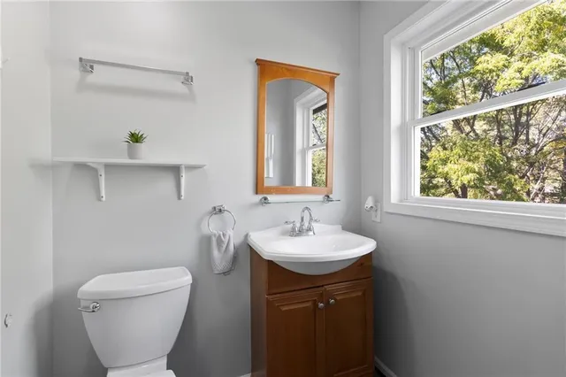 $274,900 | 1001 East Gay Street, Warrensburg, MO 64093