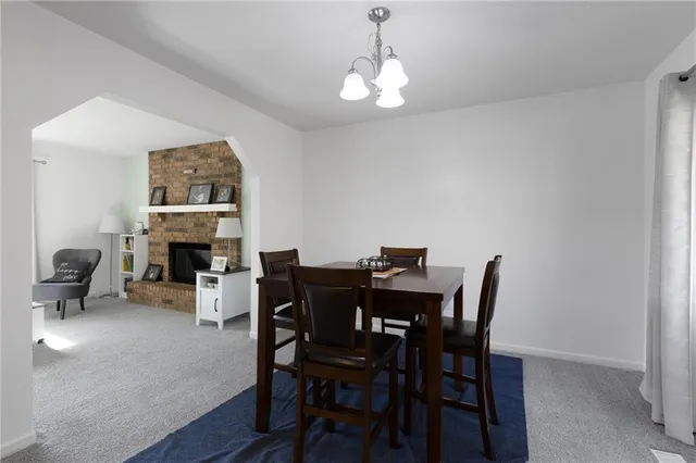 $274,900 | 1001 East Gay Street, Warrensburg, MO 64093