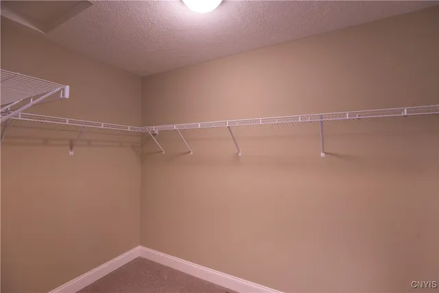 $589,500 | 8047 Frst Rdg Lane, Lysander, NY 13027