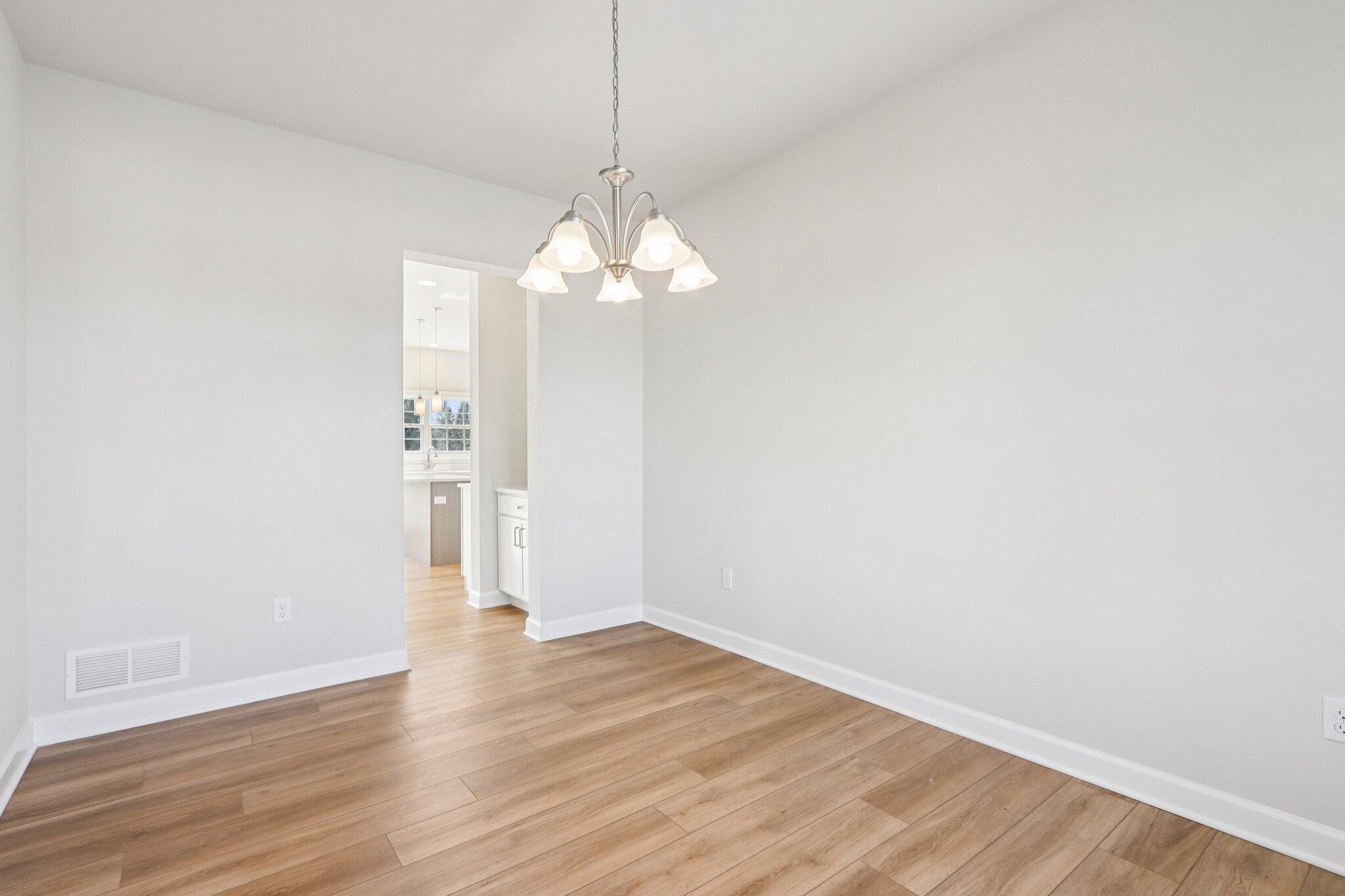 509 Barnum Lane Delavan, WI 53115 - Photo 12 of 58 SDL 80 Palmetto V Image MLS (19)