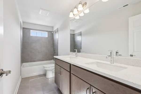 $724,900 | 509 Barnum Lane, Delavan, WI 53115