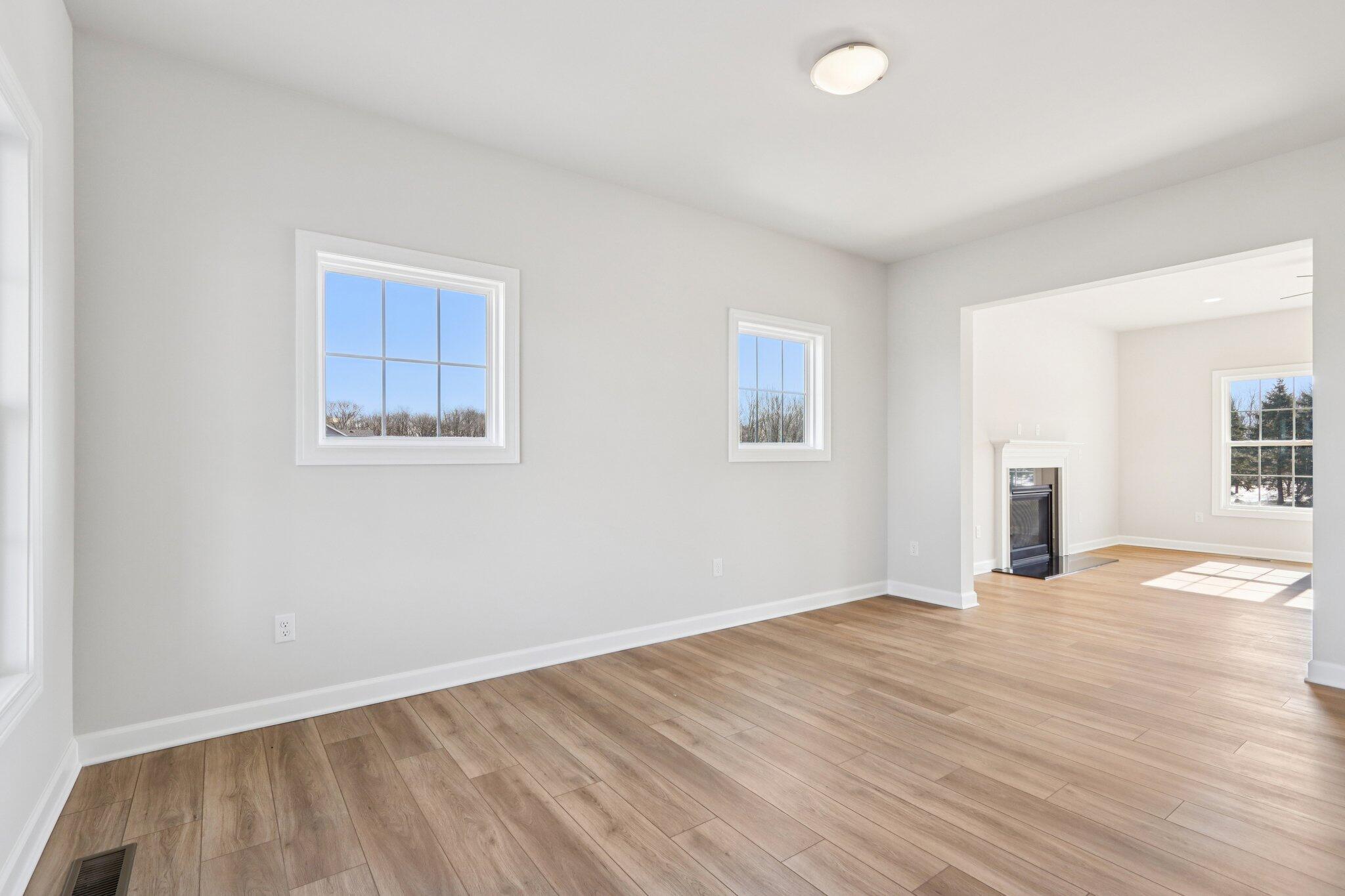 509 Barnum Lane Delavan, WI 53115 - Photo 5 of 58 SDL 80 Palmetto V Image MLS (10)