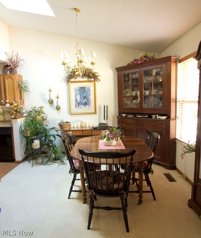 692 South Point Trail Berea, OH 44017 - Photo 4 of 18