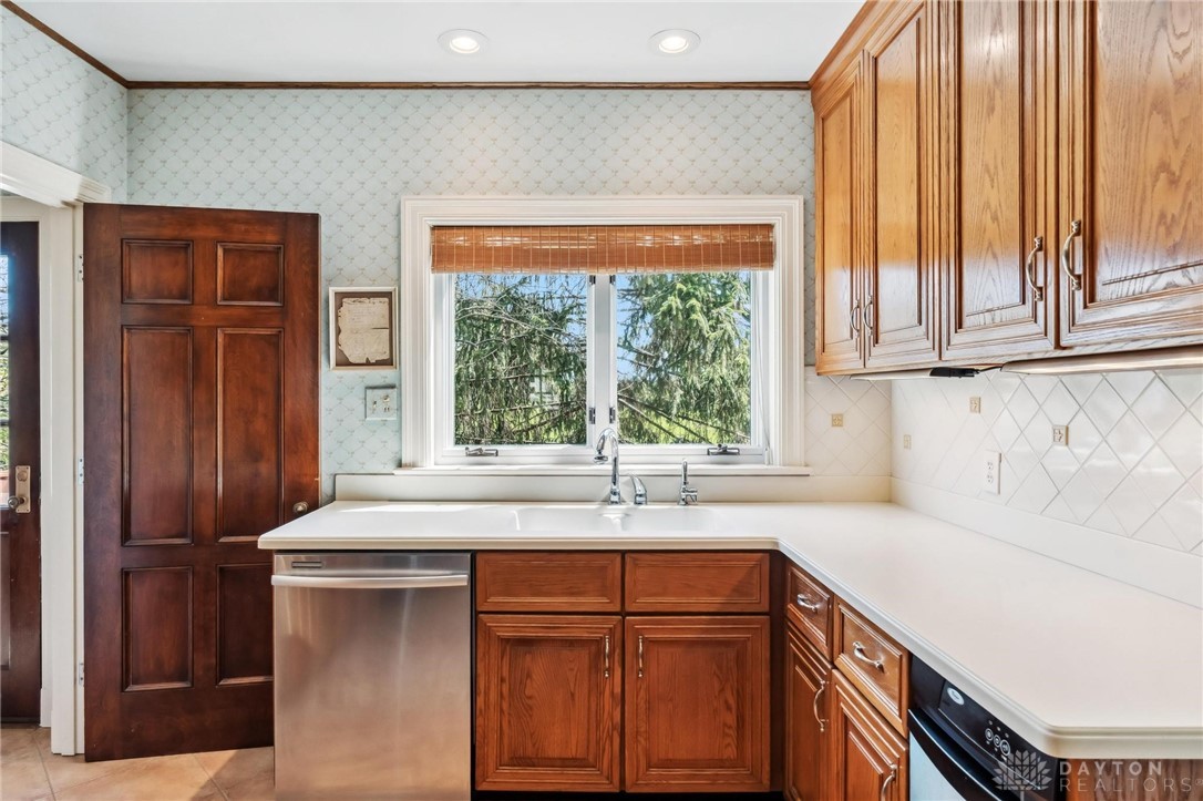 601 Ridgedale Road Dayton, OH 45406 - Photo 17 of 53 Gallery Image 17