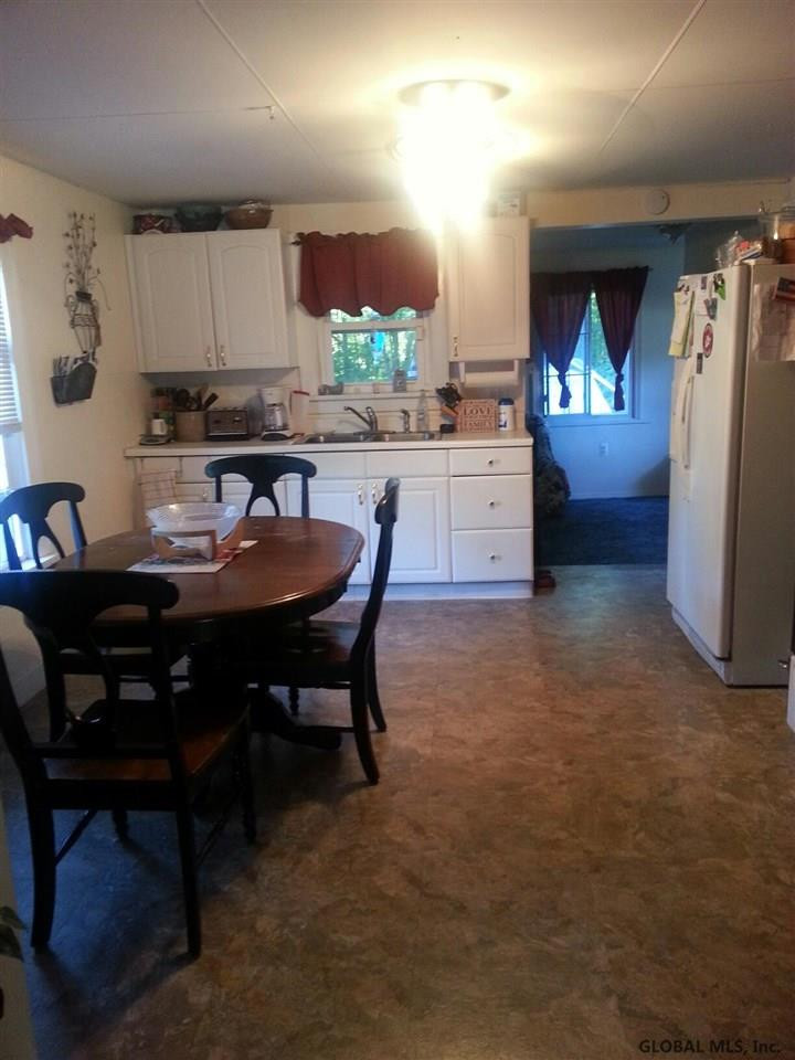67 Fonda Road Colonie, NY 12047 - Photo 2 of 5 Photo 2