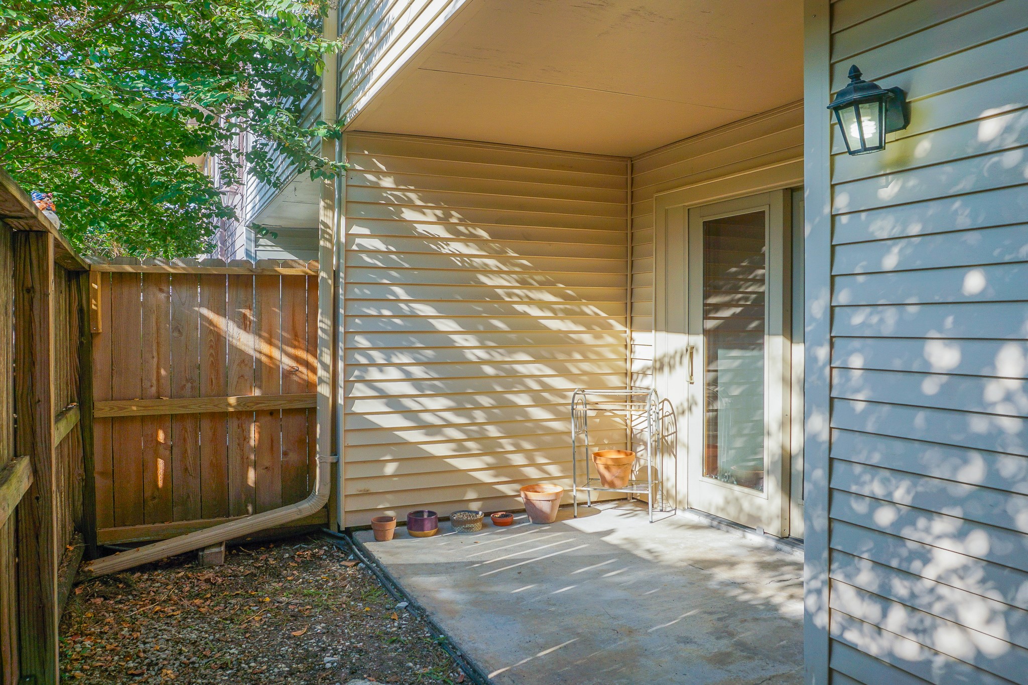 3100 Jeanetta Street, Unit 703 Houston, TX 77063 - Photo 31 of 42 a view of a door of the house
