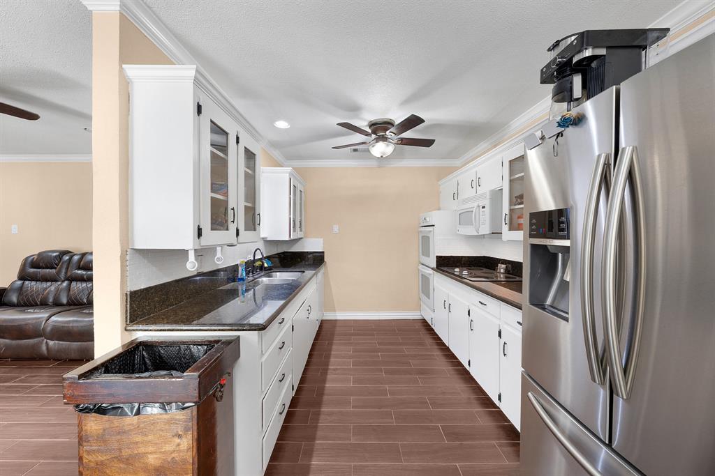 1075 Oak Ridge Drive Terrell, TX 75160 - Photo 11 of 28