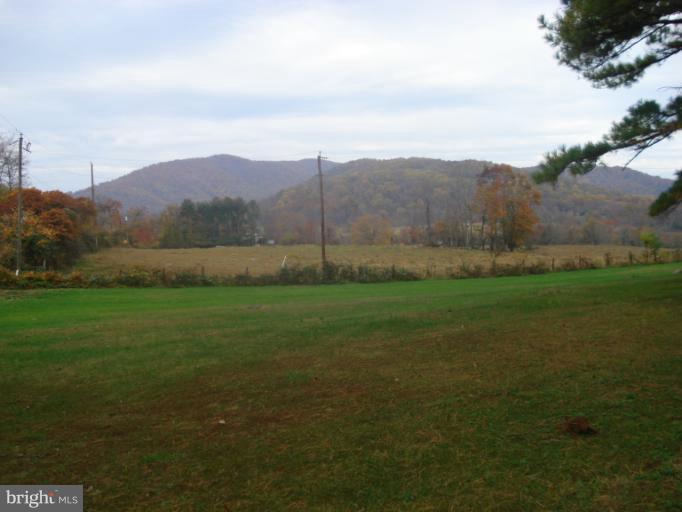 12056 Hume Road Hume, VA 22639 - Photo 12 of 18 View
