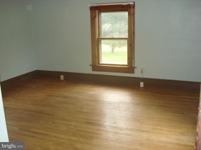 12056 Hume Road Hume, VA 22639 - Photo 18 of 18 Interior (General)