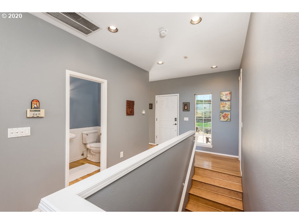 16223 Northwest McNamee Road Portland, OR 97231 - Photo 3 of 28