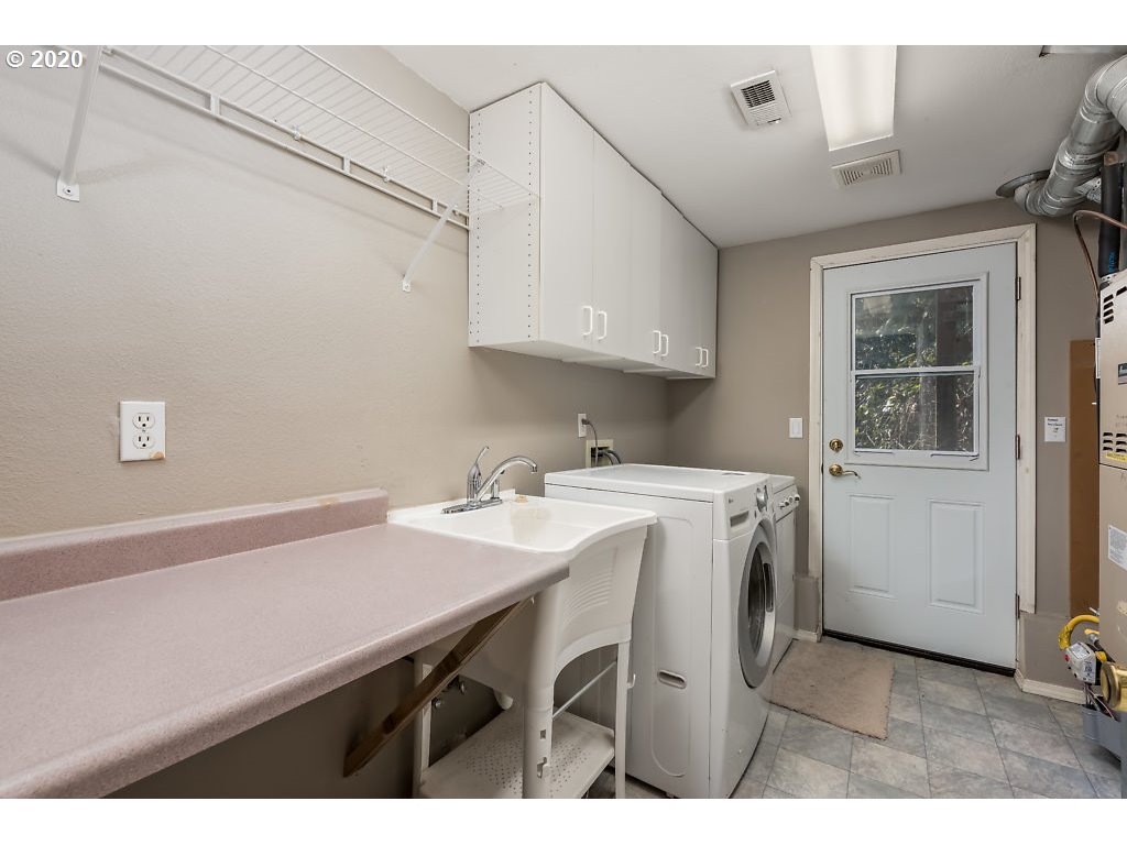 16223 Northwest McNamee Road Portland, OR 97231 - Photo 22 of 28