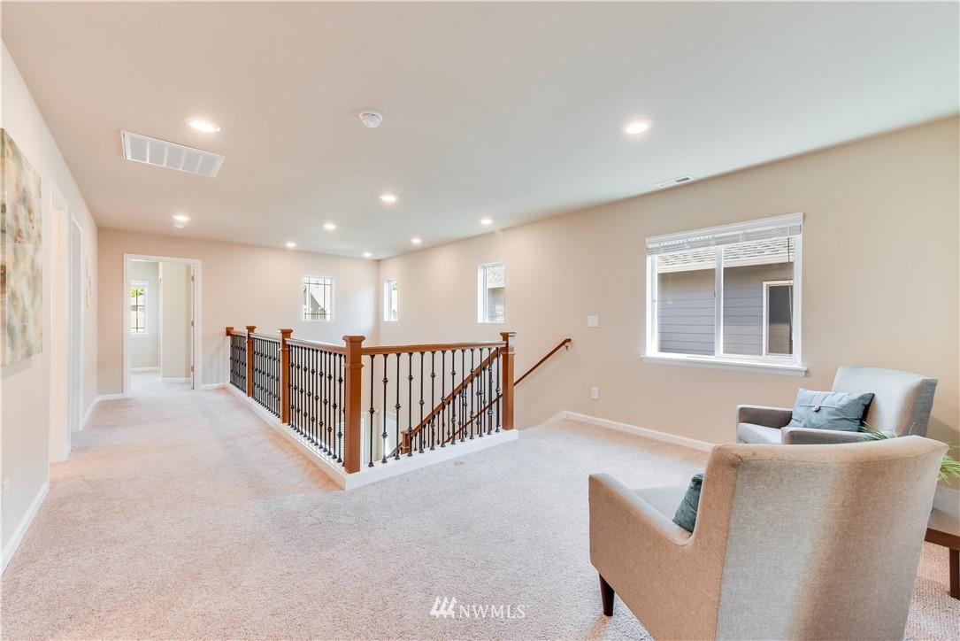 18632 40th Avenue Southeast Bothell, WA 98012 - Photo 14 of 23 Gallery Image 14