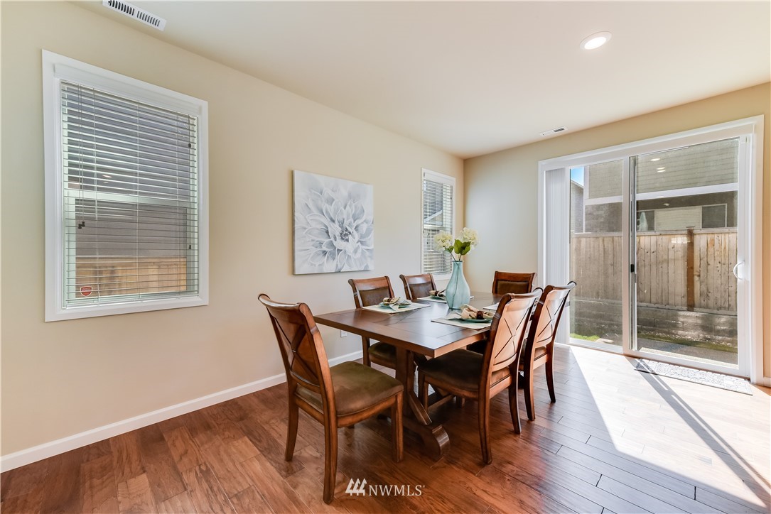 18632 40th Avenue Southeast Bothell, WA 98012 - Photo 8 of 23 Gallery Image 8