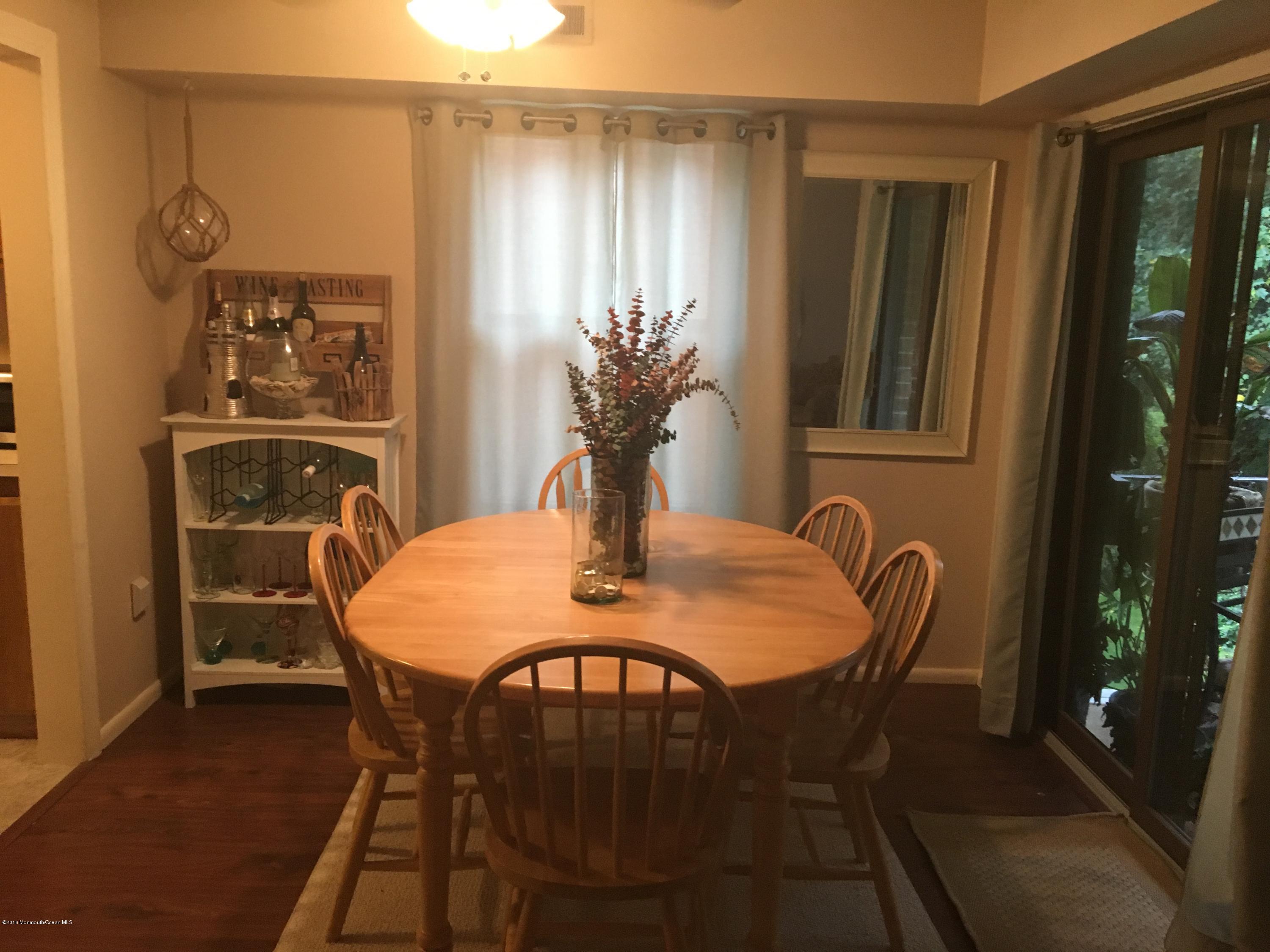 200 Portland Road, Unit E2 Rumson, NJ 07760 - Photo 7 of 11 IMG_4186