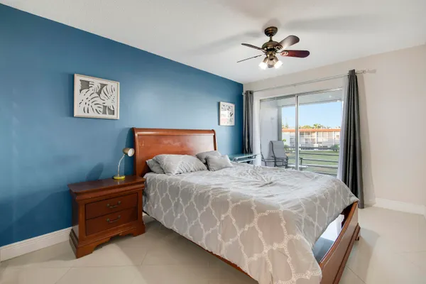 $149,900 | 3100 Springdale Boulevard, Unit 314, Palm Springs, FL 33461