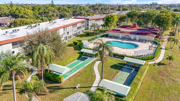 $149,900 | 3100 Springdale Boulevard, Unit 314, Palm Springs, FL 33461